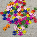 Multicolor 100pcs 14x15mm 2 Löcher gemischte Blume Holz dekorative Knöpfe passen Anpassungen Scrapbooking -Handwerk